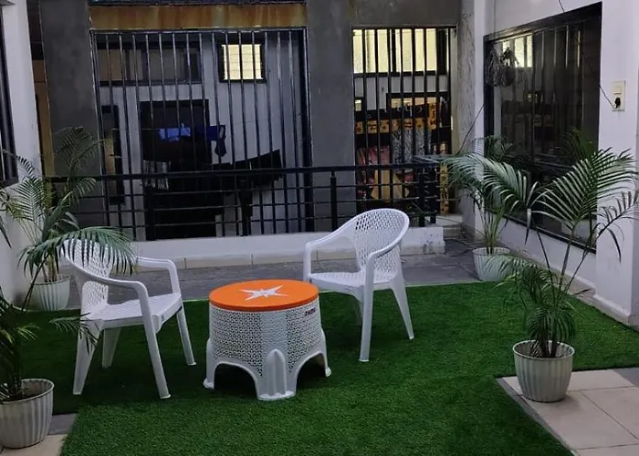 Satyabhama Homestay -Ruby-One Rk Appartment With Terrece