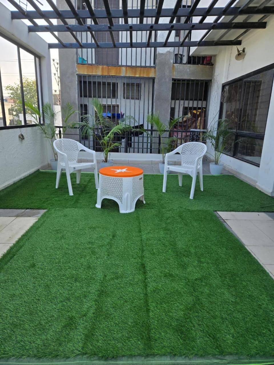 Satyabhama -ruby-one Rk With Terrece Apartment *